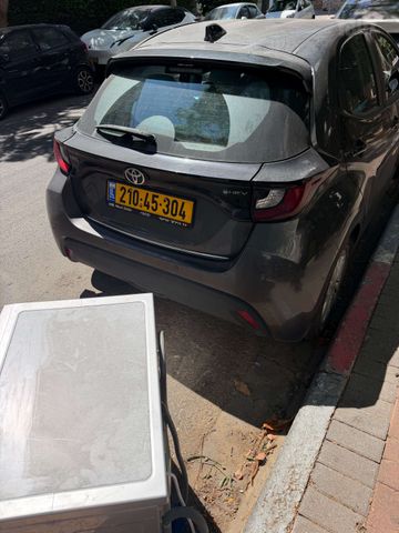 מודעת רכב טויוטה יאריס