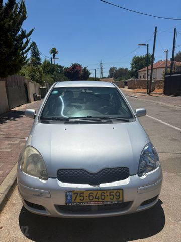 מודעת רכב טויוטה יאריס