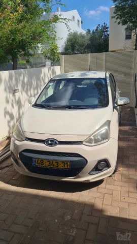יונדאי i10