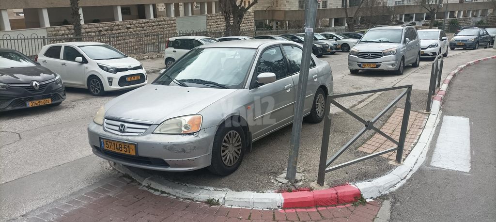 מודעת רכב הונדה סיוויק