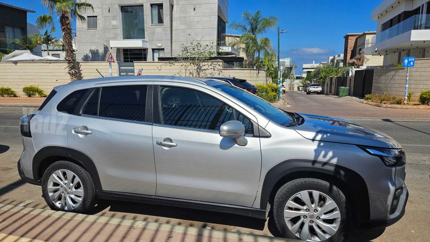 סוזוקי S-Cross