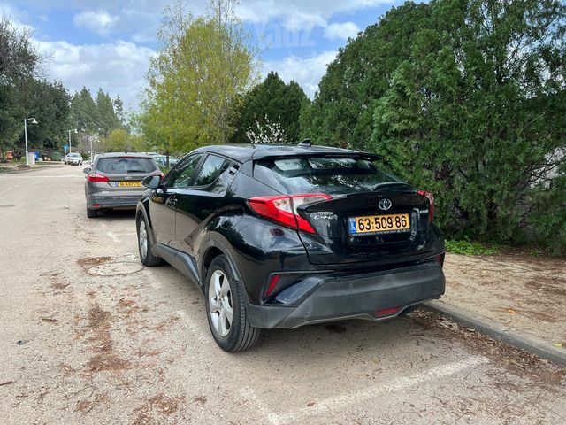 טויוטה C-HR