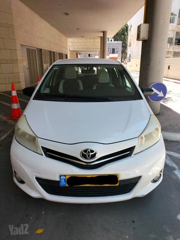 מודעת רכב טויוטה יאריס