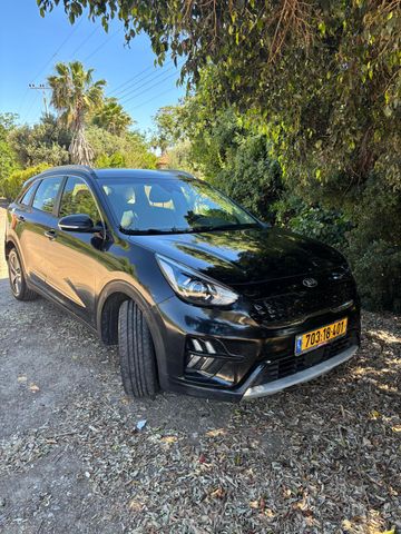 קיה נירו
