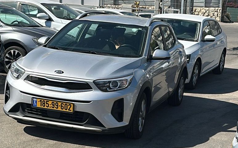 מודעת רכב קיה סטוניק