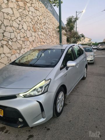 מודעת רכב טויוטה פריוס פלוס