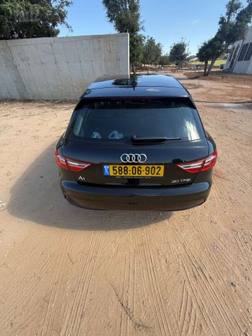 אאודי A1