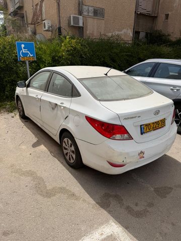 יונדאי אקסנט i25