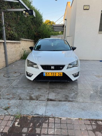 מודעת רכב סיאט לאון