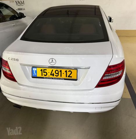 מודעת רכב מרצדס-בנץ C-class