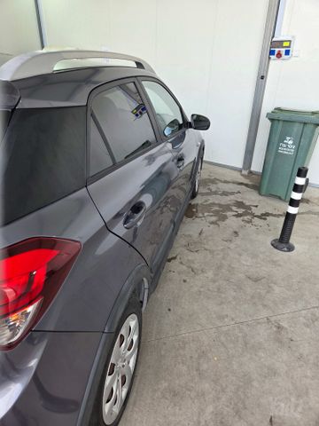 יונדאי I20 קרוס