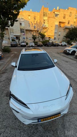 בי.ווי.די סיל U