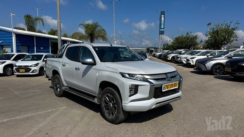 מיצובישי טרייטון / L200