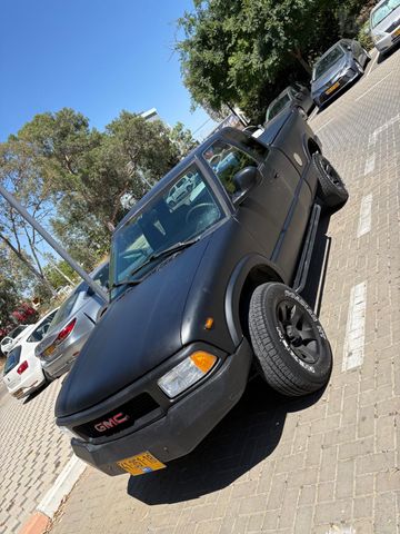 מודעת רכב ג'י.אם.סי סונומה