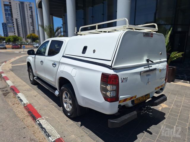 מיצובישי טרייטון / L200