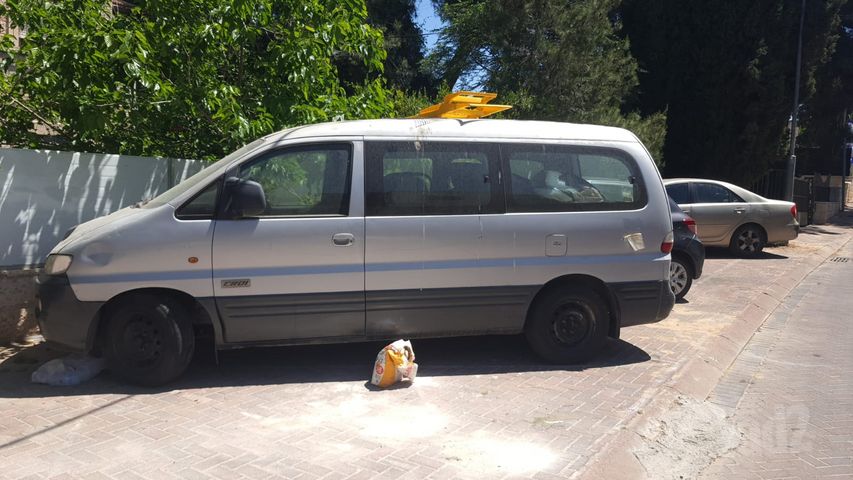 יונדאי H-1 / i800