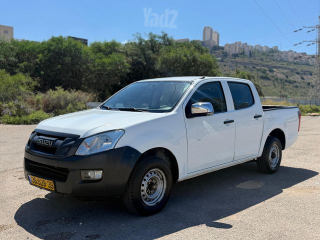 מודעת רכב איסוזו די-מקס