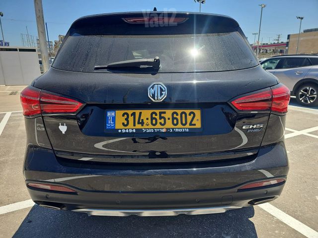 אם ג'י EHS PHEV