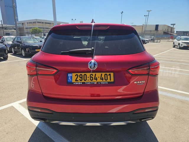 אם ג'י EHS PHEV