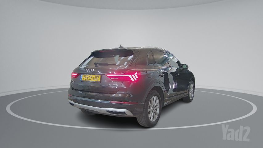 אאודי Q3