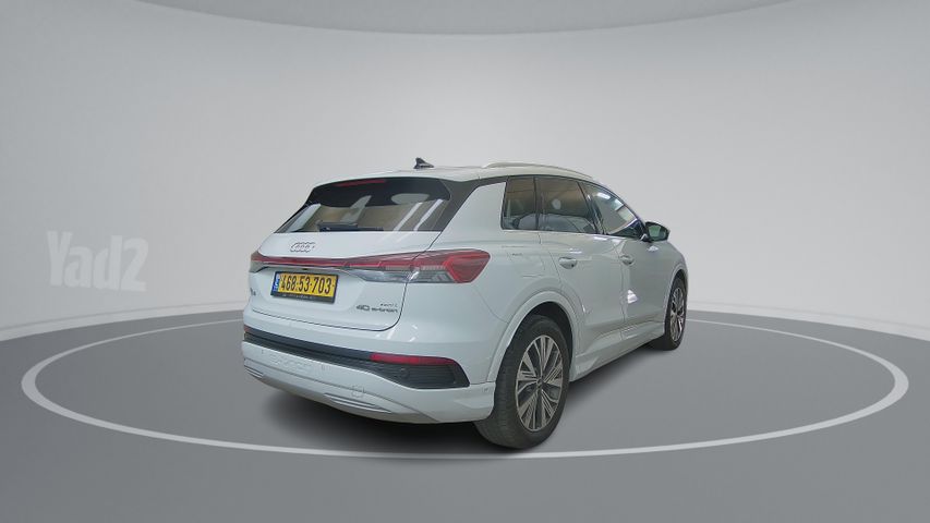 אאודי Q4 e-tron