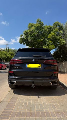 ב מ וו X5
