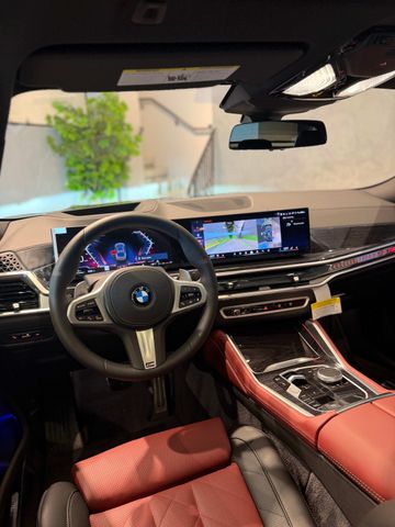ב מ וו X6