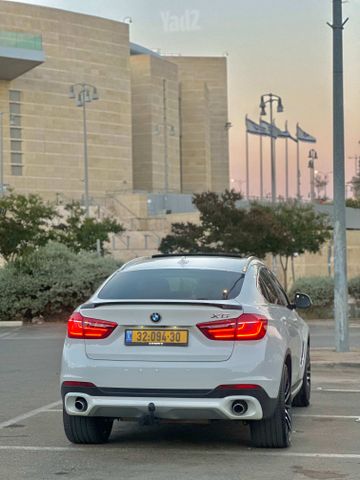 ב מ וו X6
