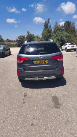קיה סורנטו