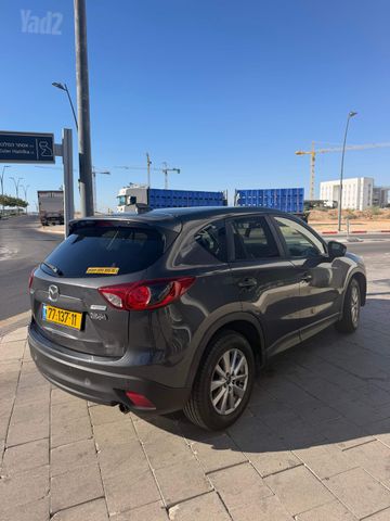 מודעת רכב מאזדה CX-5