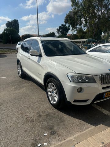 ב מ וו X3