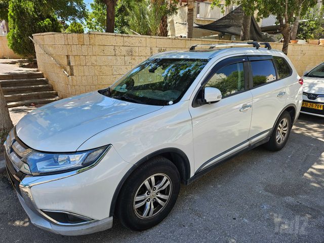 מודעת רכב מיצובישי אאוטלנדר