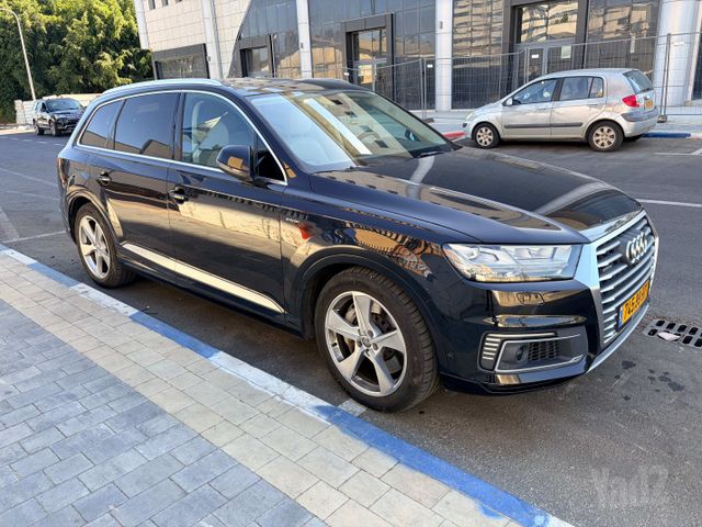 אאודי Q7