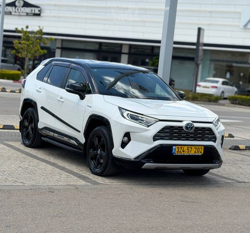טויוטה RAV4