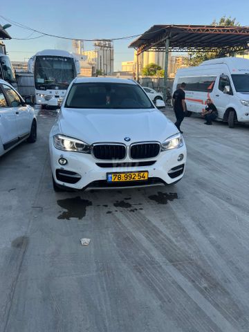 ב מ וו X6
