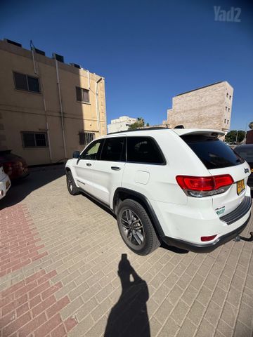 ג'יפ גרנד צ'ירוקי