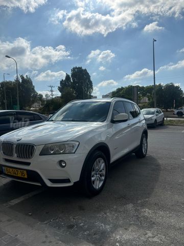 ב מ וו X3