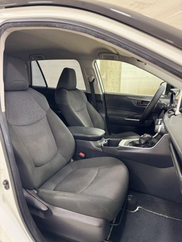 טויוטה RAV4