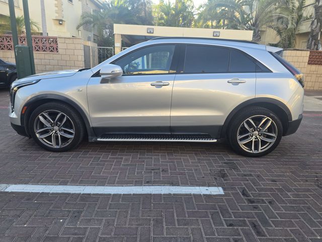 מודעת רכב קאדילק XT4