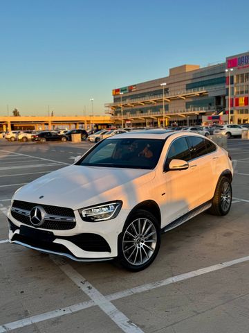 GLC קופה  Coupe AMG Plus GLC 300e פלאג-אין אוט׳ 2.0 (211 כ״ס)