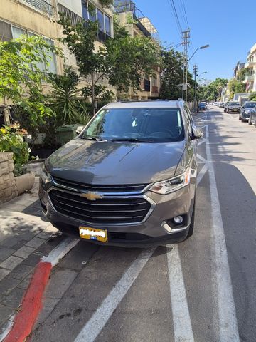 שברולט טראוורס