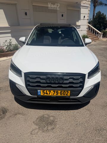 אאודי Q2