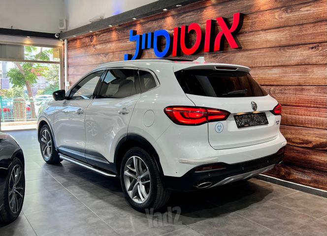 אם ג'י EHS PHEV