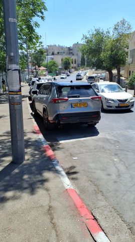 מודעת רכב טויוטה RAV4