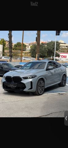 ב מ וו X6