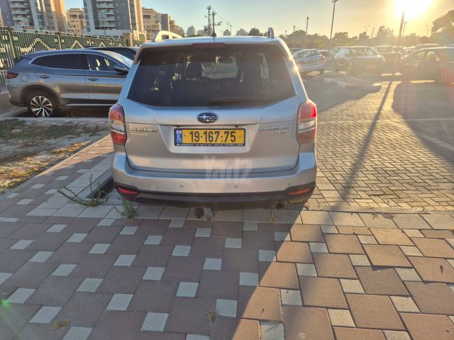 סובארו פורסטר