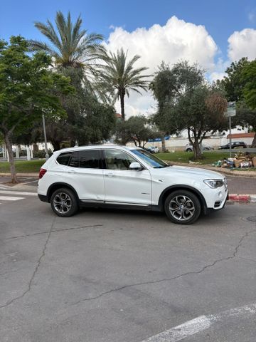 ב מ וו X3