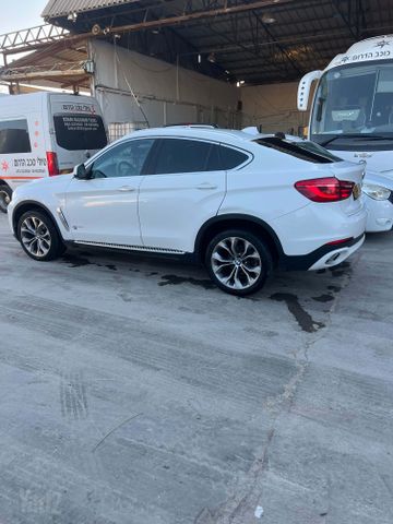 ב מ וו X6
