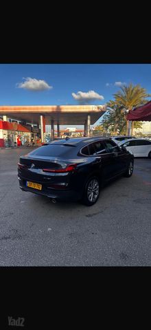 ב מ וו X4