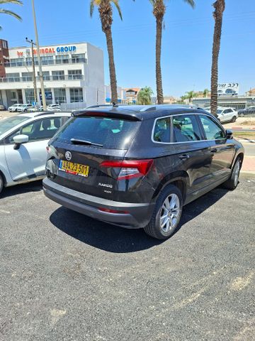 מודעת רכב סקודה קארוק